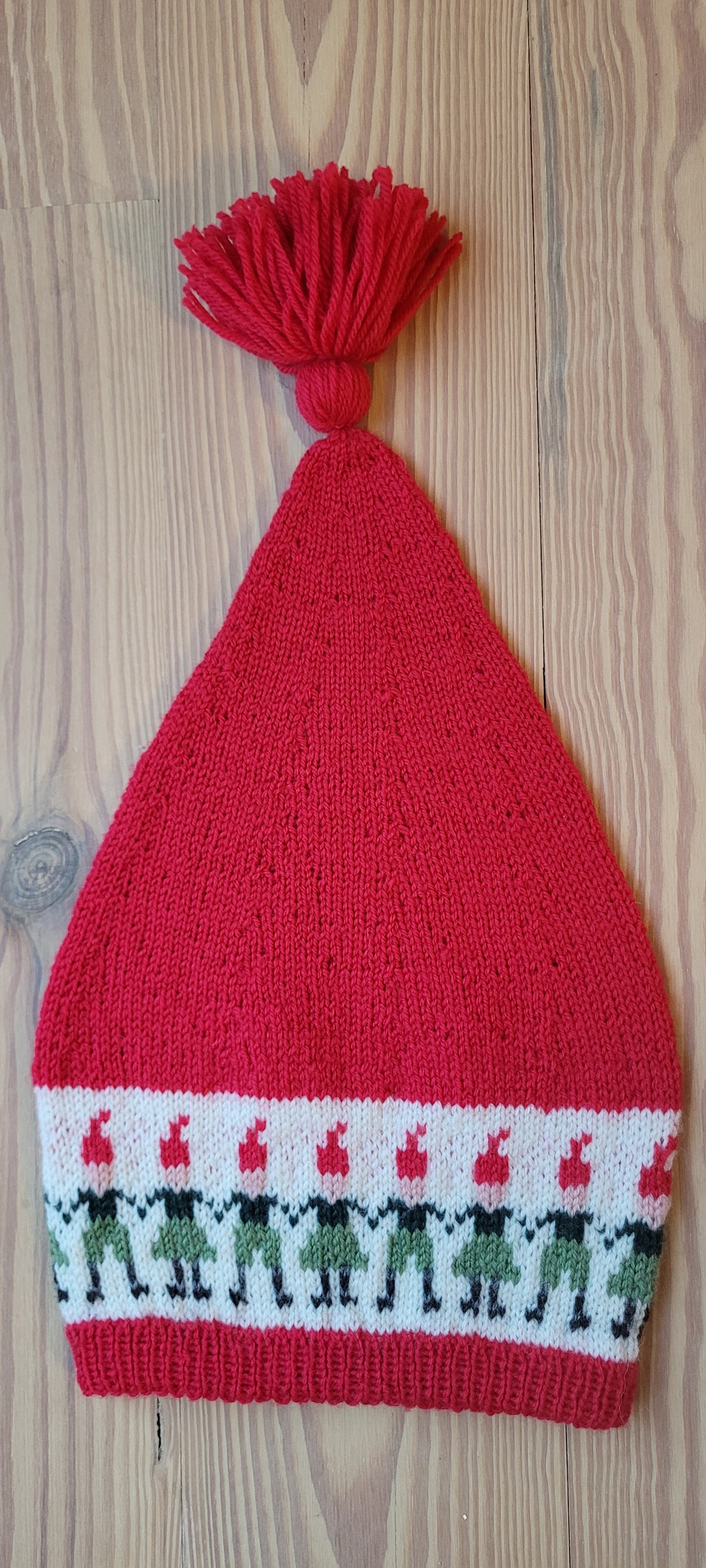 LF12 - Nissehue med nisser i mørke farver