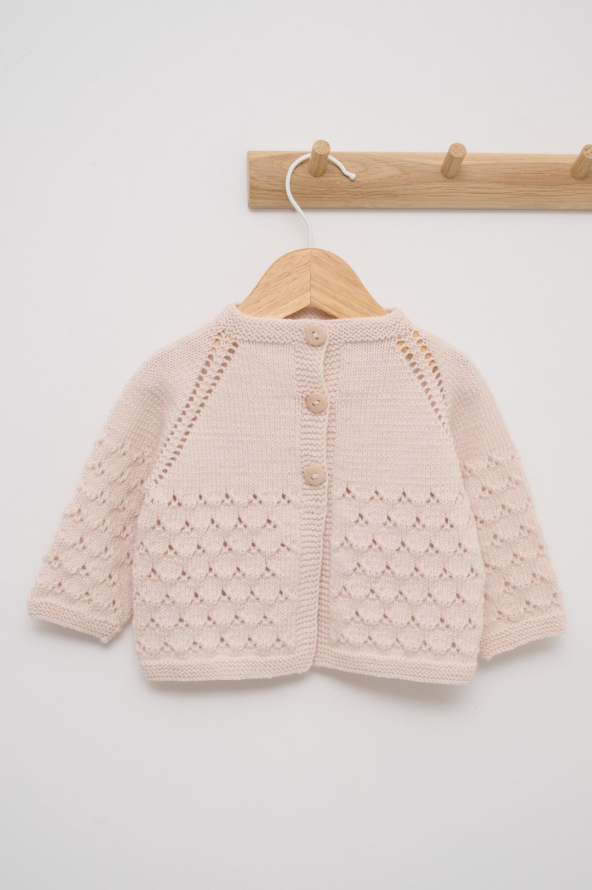 Cardigan med hulmønster - London Merino Fine Style