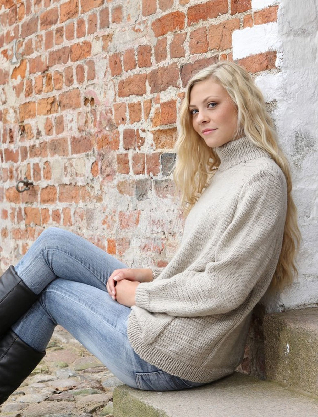 Sweater med fine detaljer