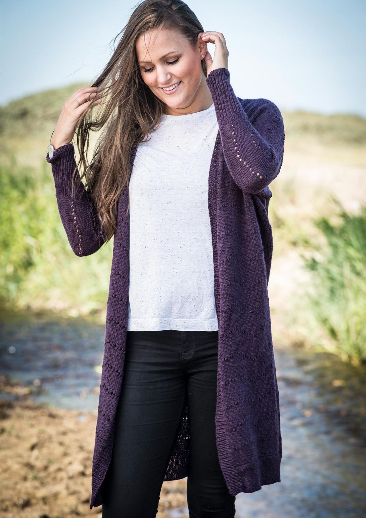 Cardigan med huller i bølger