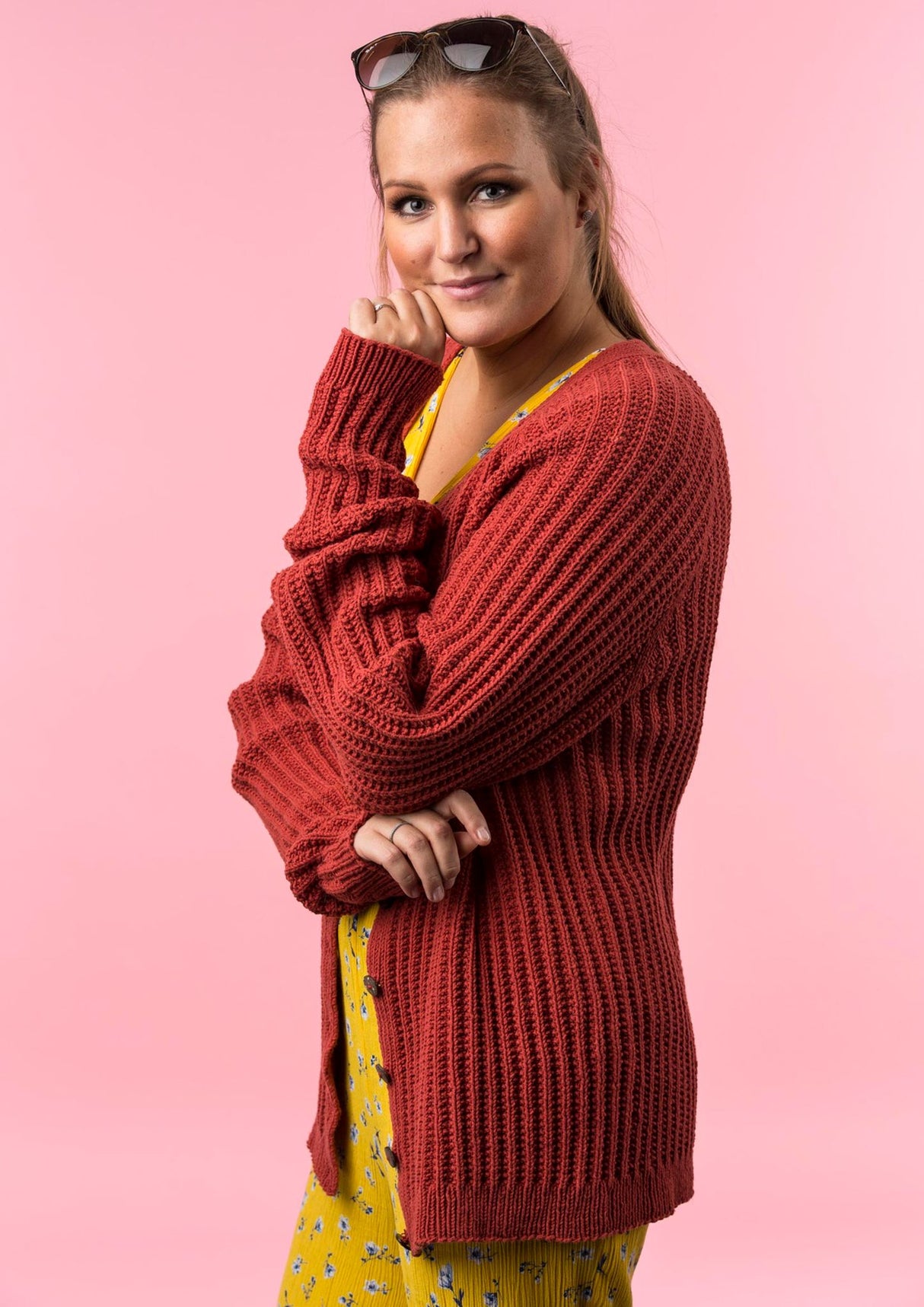 Cardigan med v-hals og knapper