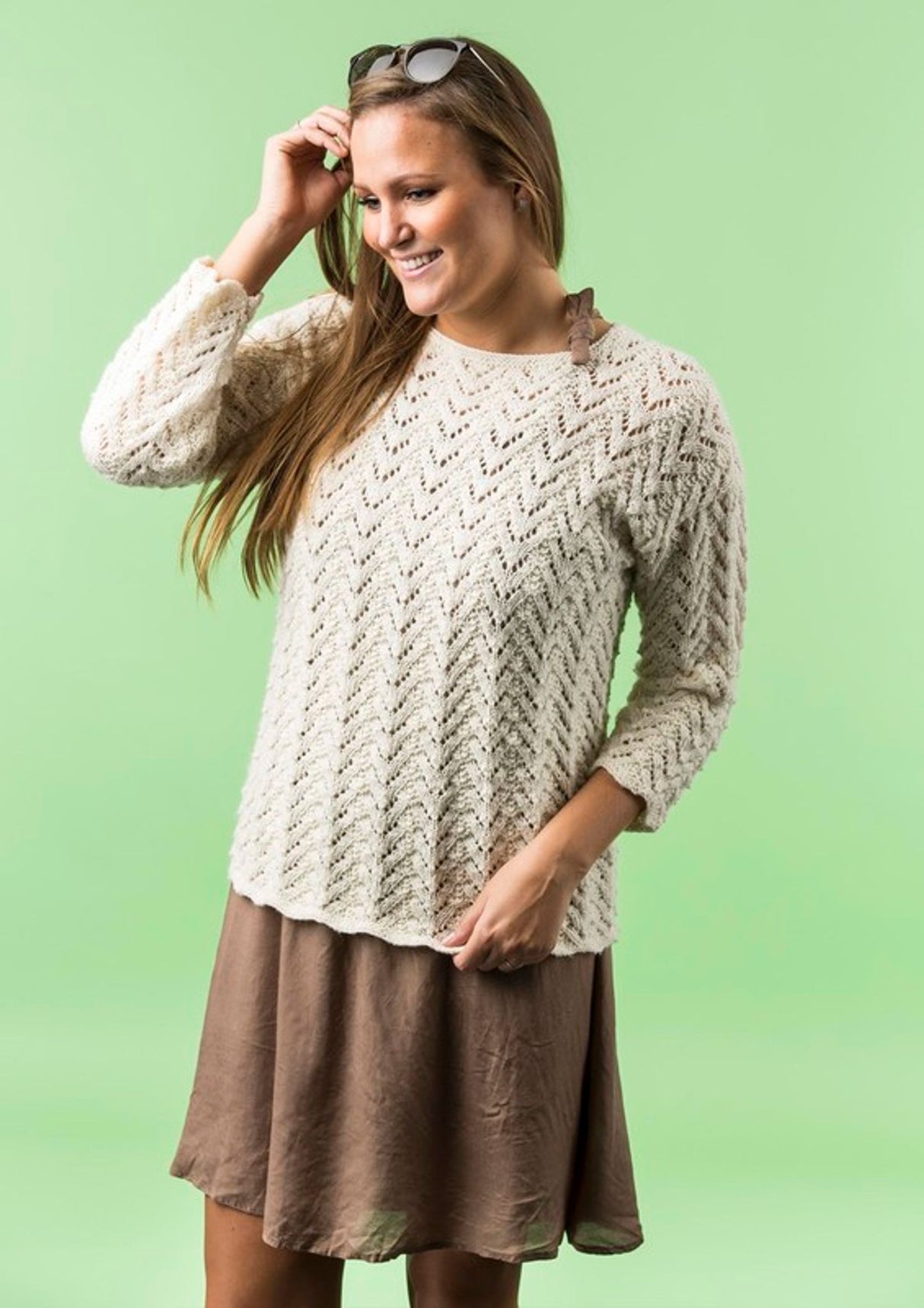 Hulmønstret sweater med trekvarte ærmer