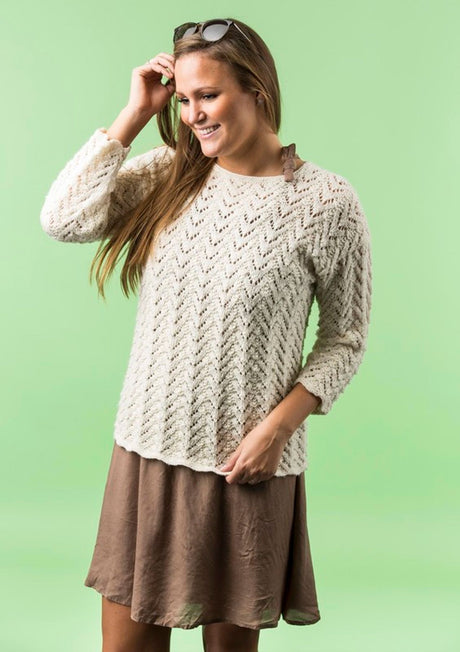 Hulmønstret sweater med trekvarte ærmer