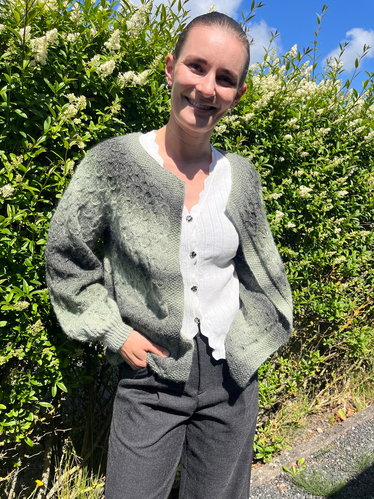 DN26 Birdie Cardigan