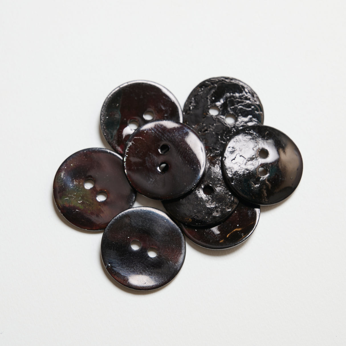 Mayflower Create Knapper - Pearl 15-20mm - 8 stk/pr pose