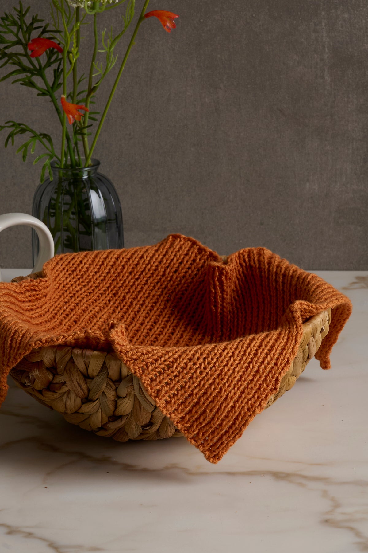 Ribstrikket brødserviet