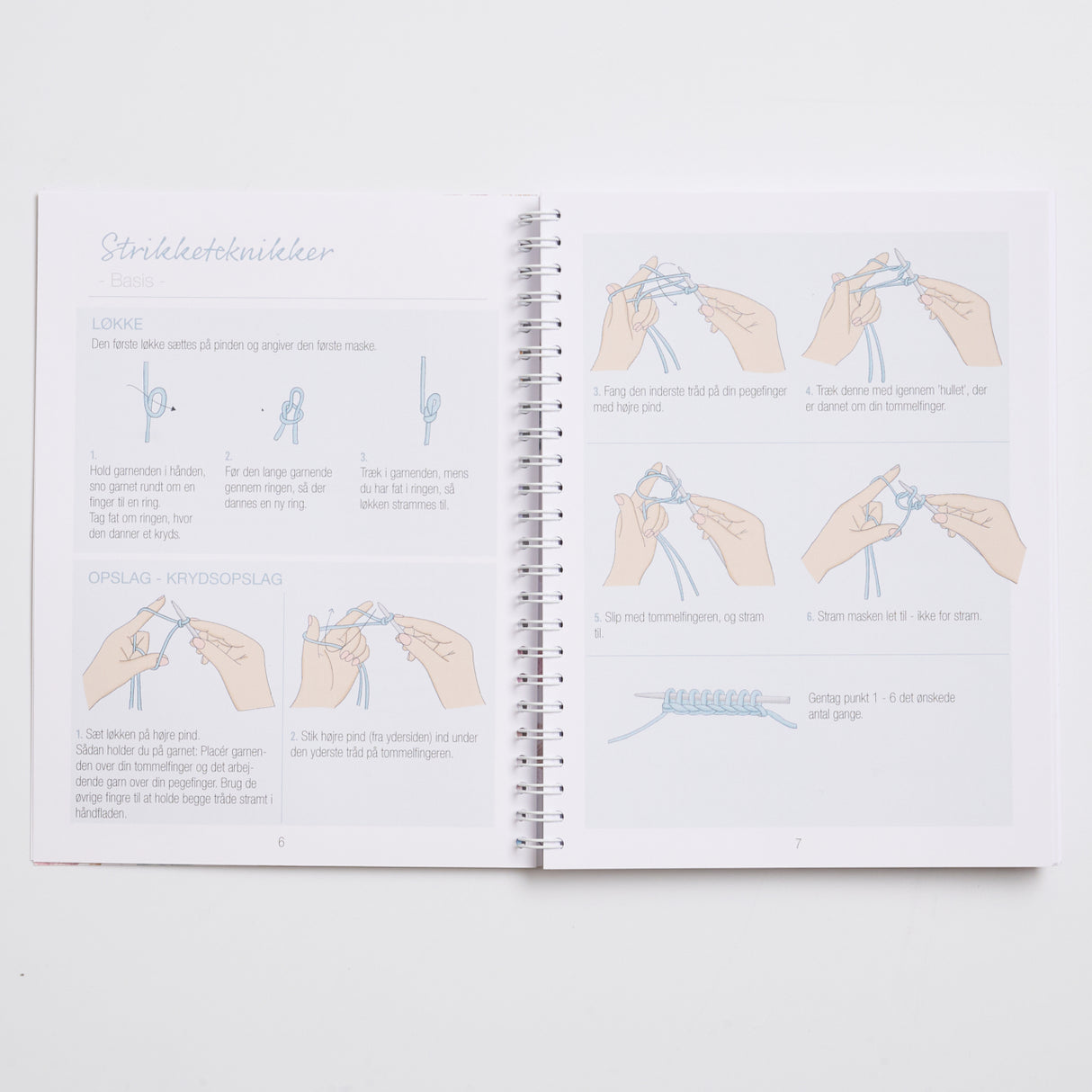 Min Strikkejournal af Josefine Bjørn Knudsen