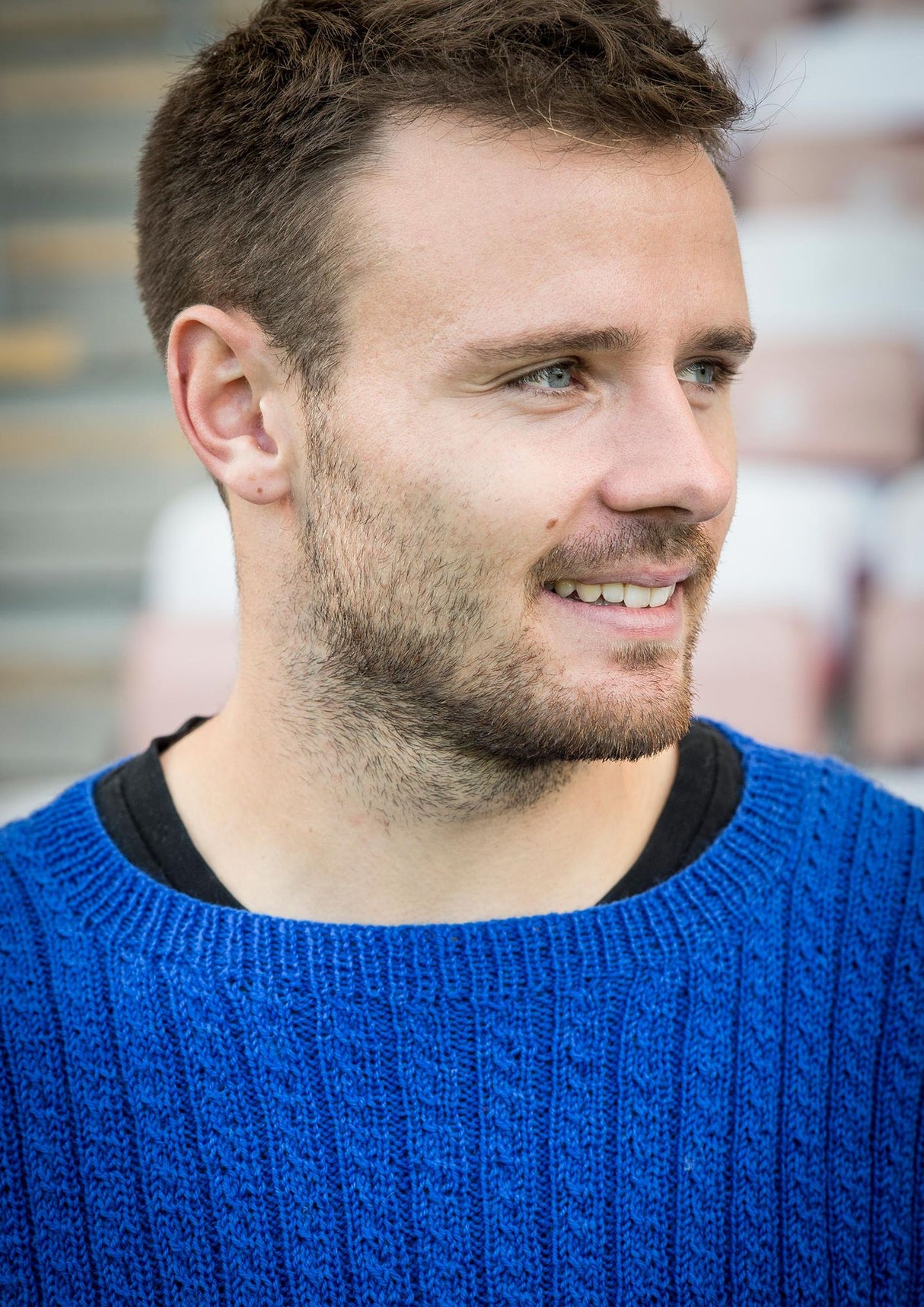 Herresweater med smalle snoninger