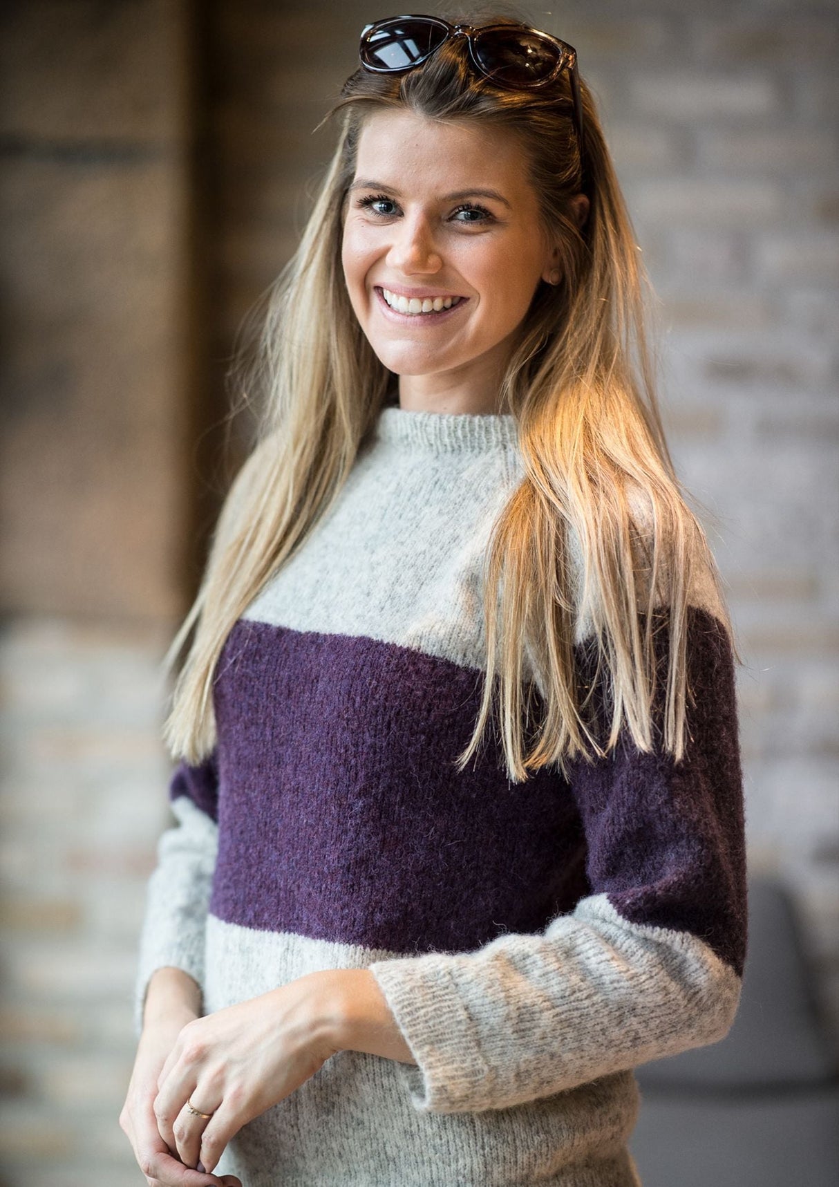 Tofarvet damesweater