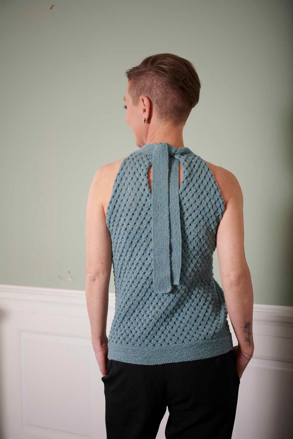 FR11 - Top med bindebånd Opskrift