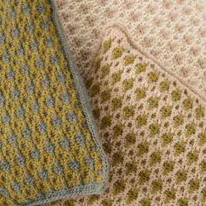 Mosaikhæklet pude Opskrift