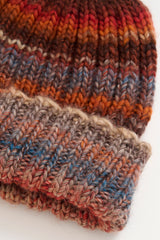 Ribstrikket hue i Maxima