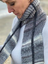 FR101 - Tørklæde med rullekrave