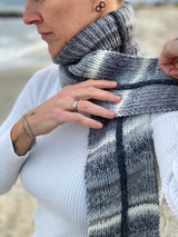 FR101 - Tørklæde med rullekrave