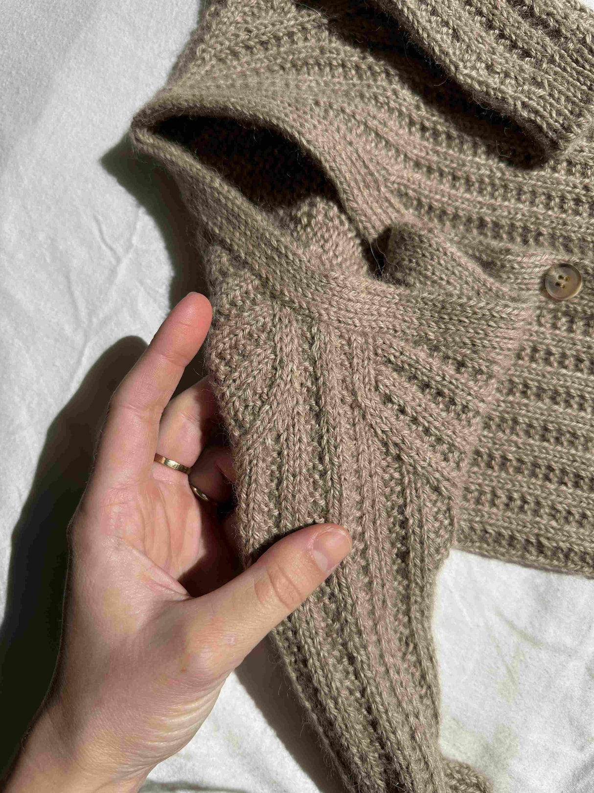 Cardamom Cardigan Mini Opskrift