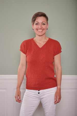 FR4 - T-shirt med V-hals Opskrift