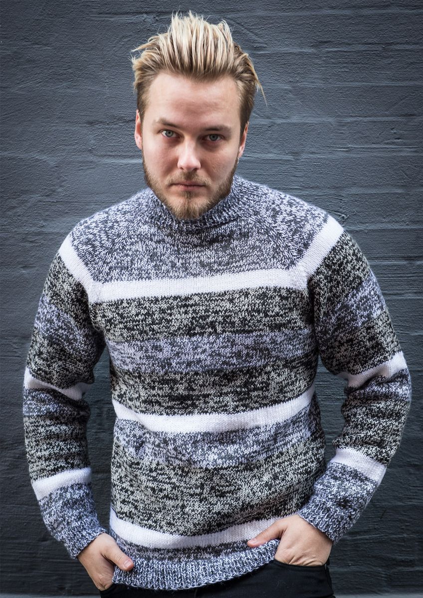 Herresweater med grå striber