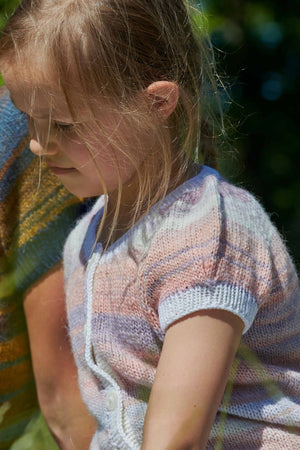 Daisy tee junior Opskrift