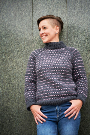 FR5 - Vævestrikket sweater Opskrift