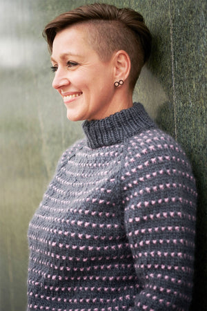 FR5 - Vævestrikket sweater Opskrift