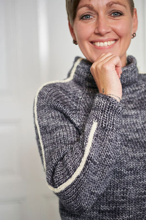 FR8 - Raglansweater med stribe Opskrift