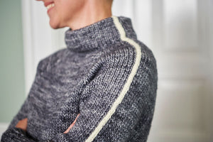 FR8 - Raglansweater med stribe Opskrift